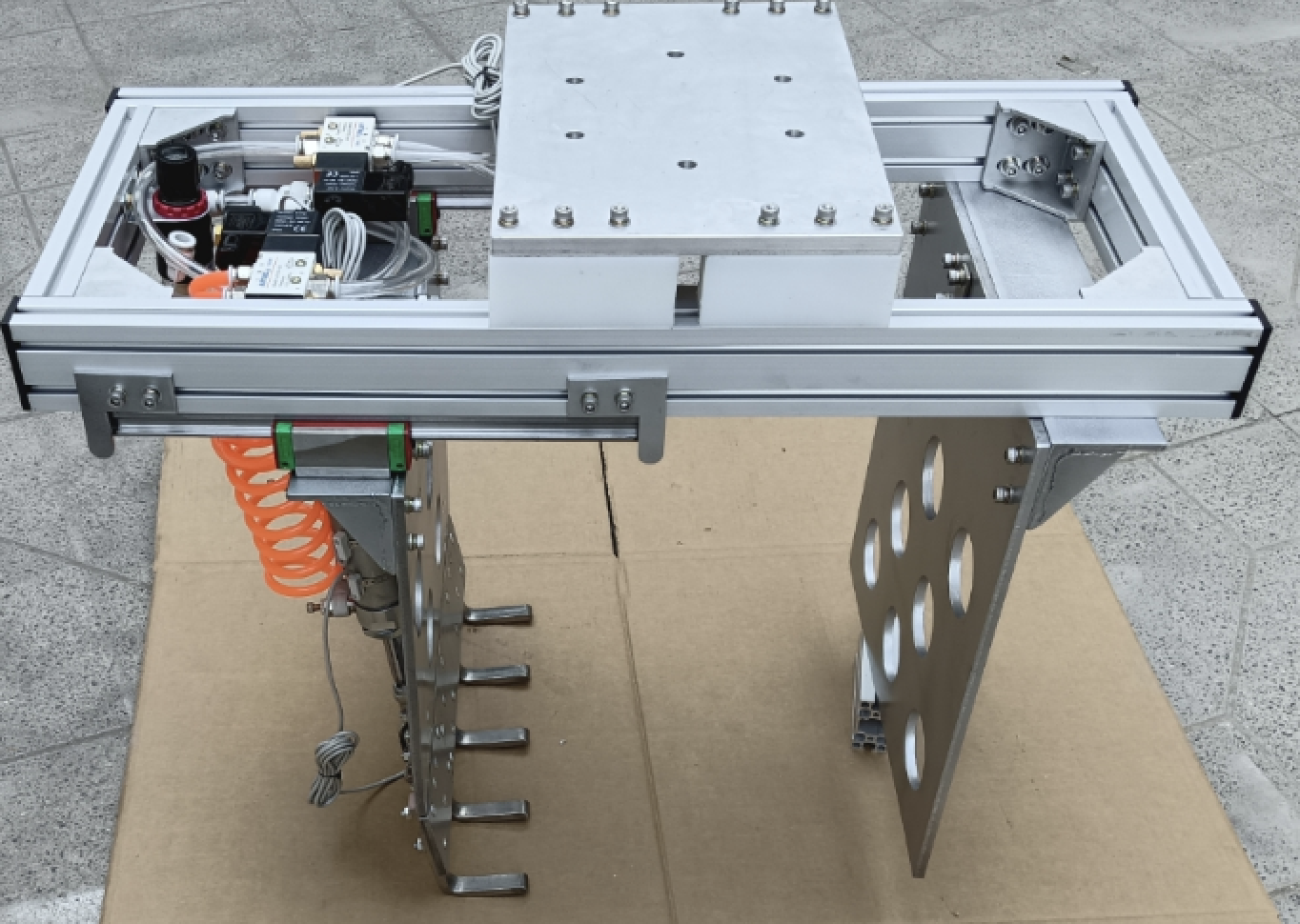 夹板式夹具-防爆码垛机器人夹具